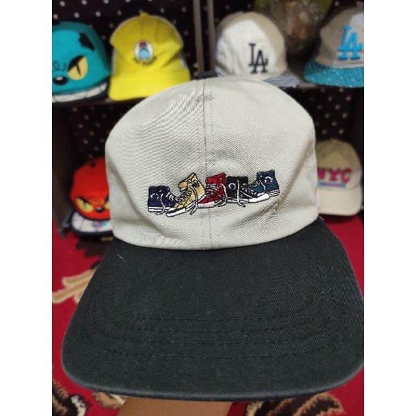 topi Converse second