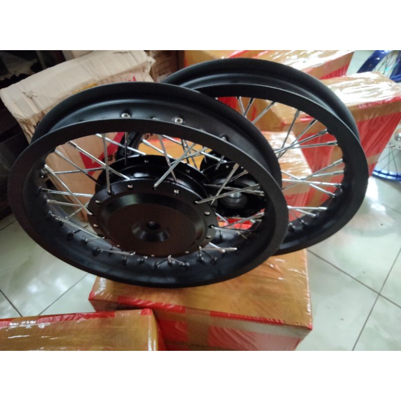 velg jari jari beat, Scoopy tapak lebar 250/215x14