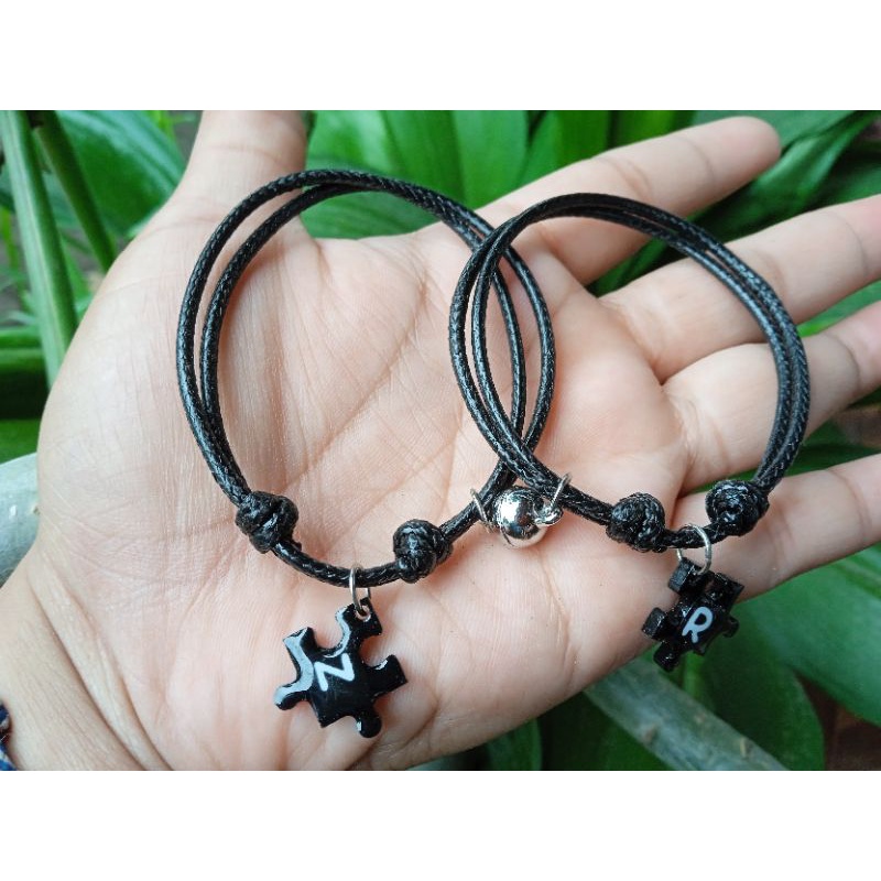 [COD]SEPASANG GELANG MAGNET PUZZLE INISIAL HURUF