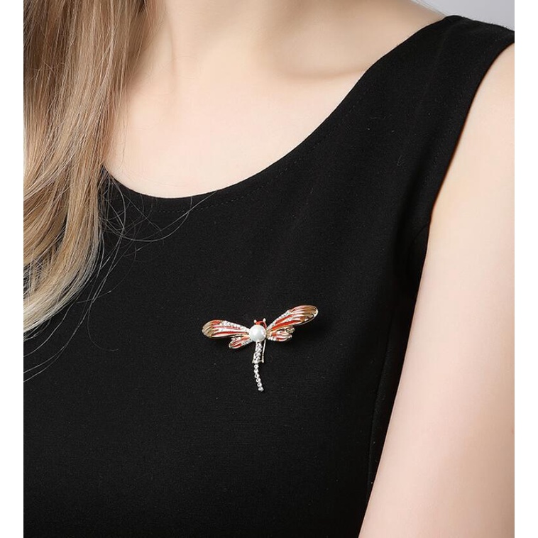 Bros Pin Bentuk Capung Aksen Mutiara Dan Berlian Gaya Korea Untuk Sweater