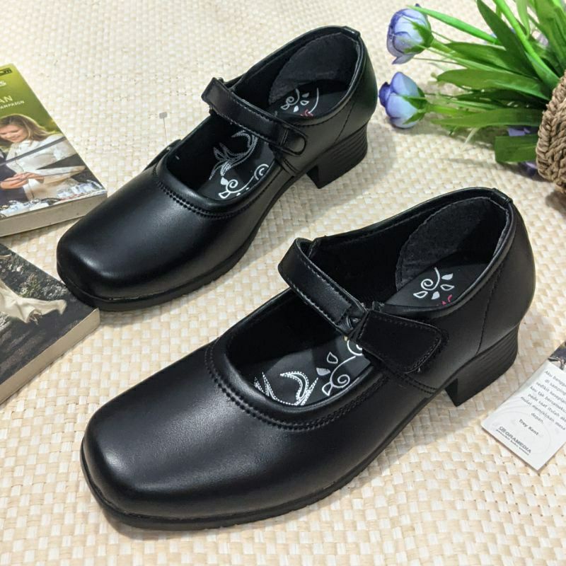 Sepatu Pantofel Milton Ori Paskibra Kerja Sekolah Perawat  Wanita MILTON ORIGINAL   36 -41  HAK 3CM