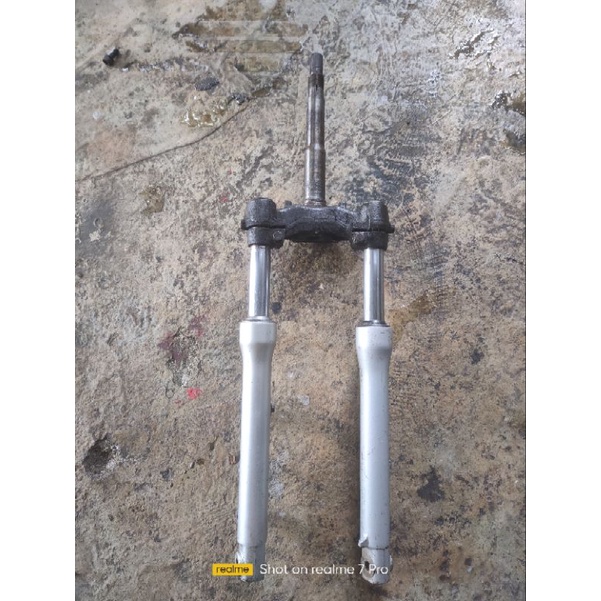 Segitiga Set Shock depan Satria 2tak Tornado Shogun Kebo Original Copotan