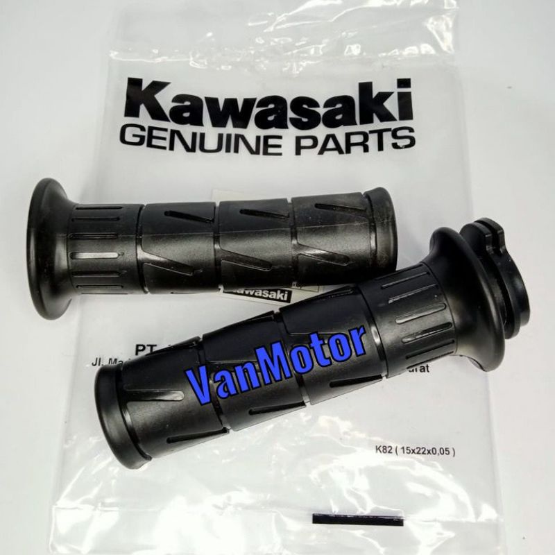 HANDGRIP GRIP HANDFAT HANDPAD KAZE KZ NINJA R SS RR W175 SET SELONGSONG KAWASAKI