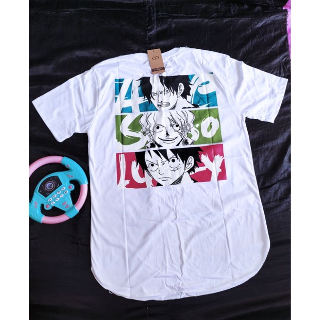 baju kaos print one piece, mickey ,uniqlo