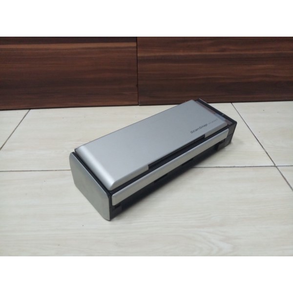Scanner F4 Fujitsu S1300 speed 12 halaman permenit