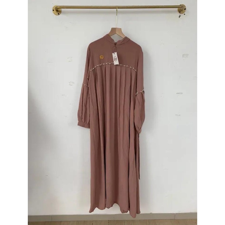 Medina Dress Bahan Crinkle Airflow Aplikasi Mutiara gamis crinkle terbaru 2022 premium jumbo dress wanita cringkle baju kondangan Busui