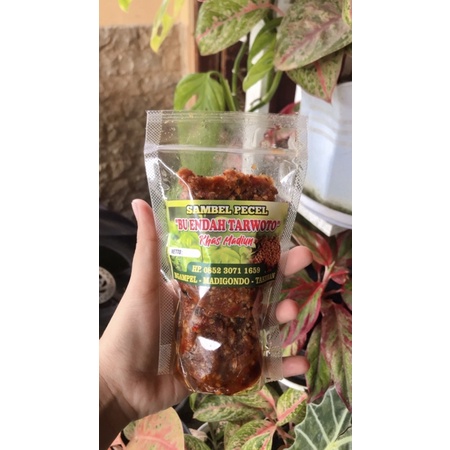 

sambal pecel bu tarwoto