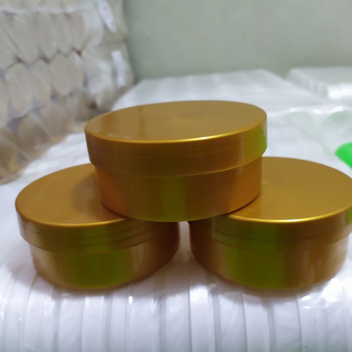 Receptacle Pot Lulur 250 Gr Gold/ 200 Gr( Pkt 25 Pcs) 1Kg