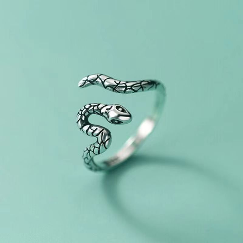 Cincin Bentuk Ular Geometris Gaya vintage