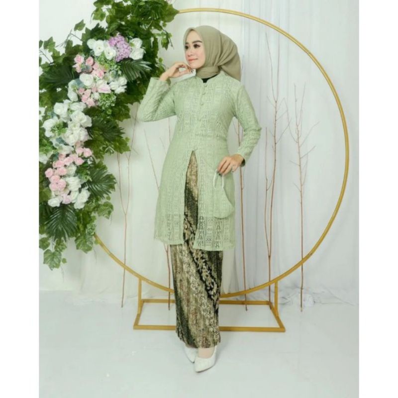 kebaya tunik kancing - kebaya tunik belah depan - kebaya katun brokat - setelan kebaya tunik modern 