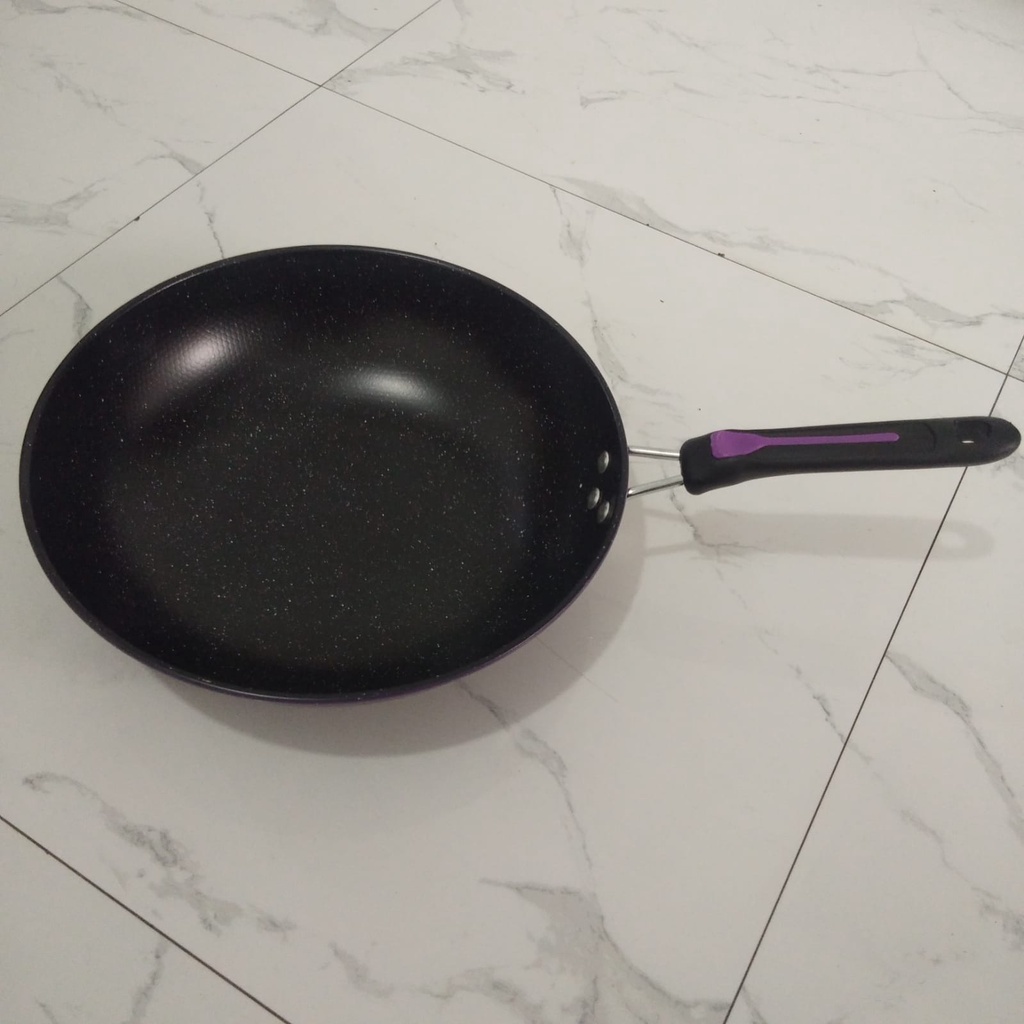 WAJAN GAGANG WARNA GSF / WAJAN GAGANG WARNA 32CM GSF G-1332P / WAJAN SERI TEFLON ENAMEL 32CM GSF G 1332P / WAJAN GAGANG ENAMEL ANTI LENGKET / WAJAN ENAMEL ANTI LENGKET