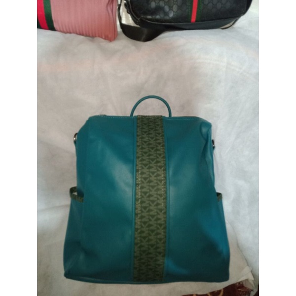 TAS RANSEL WANITA MK. COD