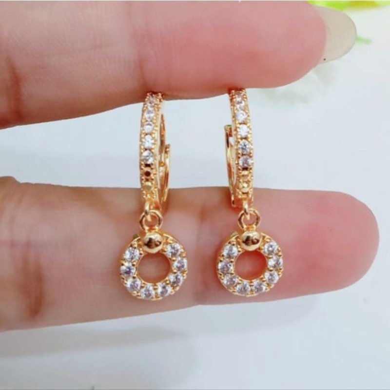 Anting xuping wanita lapis emas bulat AE004
