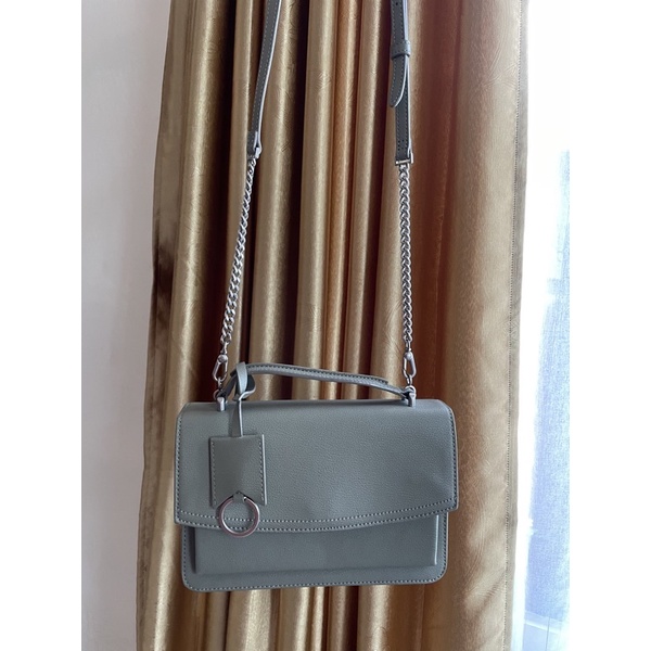 Tas Charles & Keith Original Preloved NEGO (Tas Selempang Wanita, Tas Branded Ori Second)
