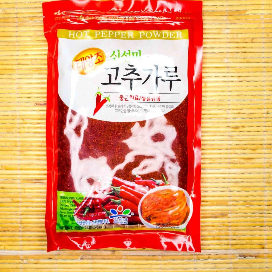 

PROMO HARI INI Gochugaru Hot Pepper Powder (bubuk Kasar) Shinsunmi - isi 454g 