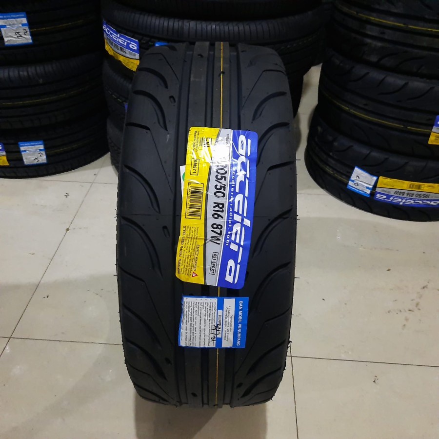 Ban Mobil 205/50 R16 ACCELERA 651 SPORT