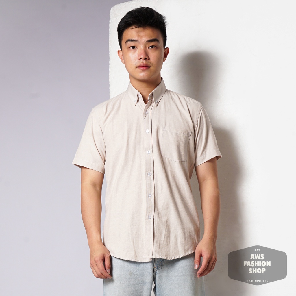 819 Kemeja Pria Lengan Pendek Polos Khaki Cream Oxford Basic SIMPLE Slimfit Casual Tersedia Ready Sampai Size JUMBO BIG SIZE XXL XXXL