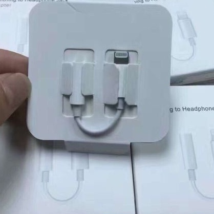 Konektor Headset iphone Lightning to jack 3.5 Headphone Jack Adapter/Konektor Headset Type C to jack