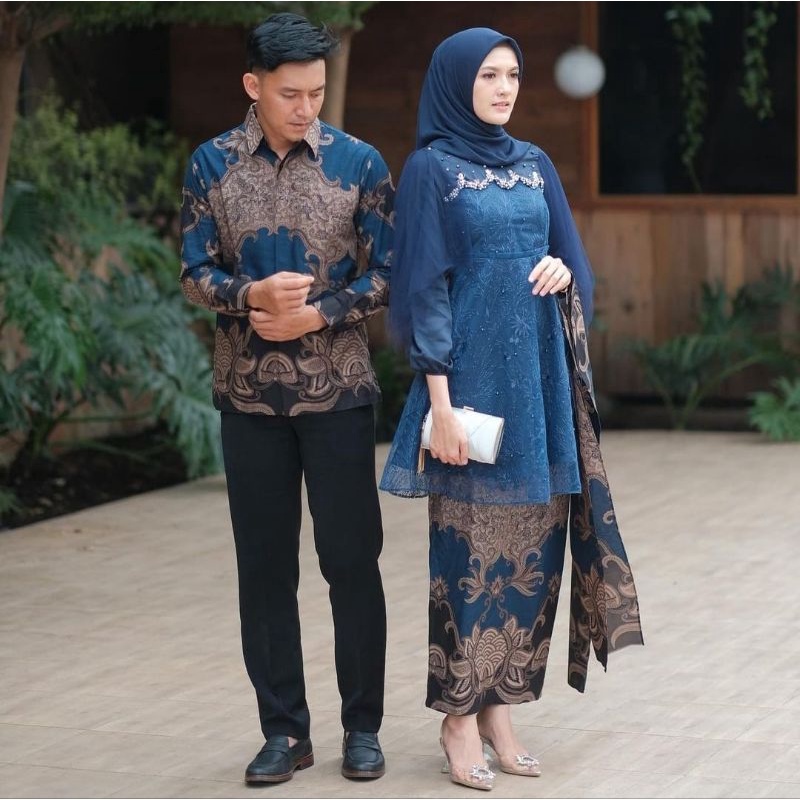 Kebaya batik muslim jumbo remaja terbaru batik couple kebaya cewek cowok lamaran tunagan penikahan kondangan wisuda kebaya batik jumbo murah terbaruLUNA TUNIC SETELAN KEBAYA WANITA LUNA COUPLE CEWE COWO KEBAYA TUNIC BAJU TUNANGAN BAJU WISUDA MUSLIMAH