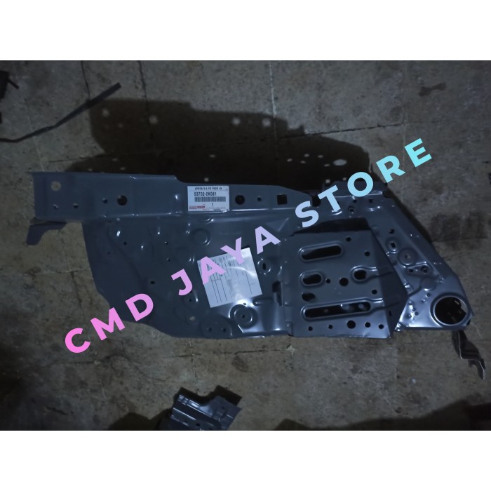 Apron Fender Innova 2005 - 2014 Kiri Original