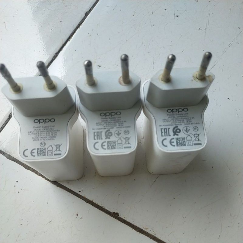charger Oppo 18 watt fast charging.... batok charjer oppo Reno 4f A52 A53 100% bawa,an hp