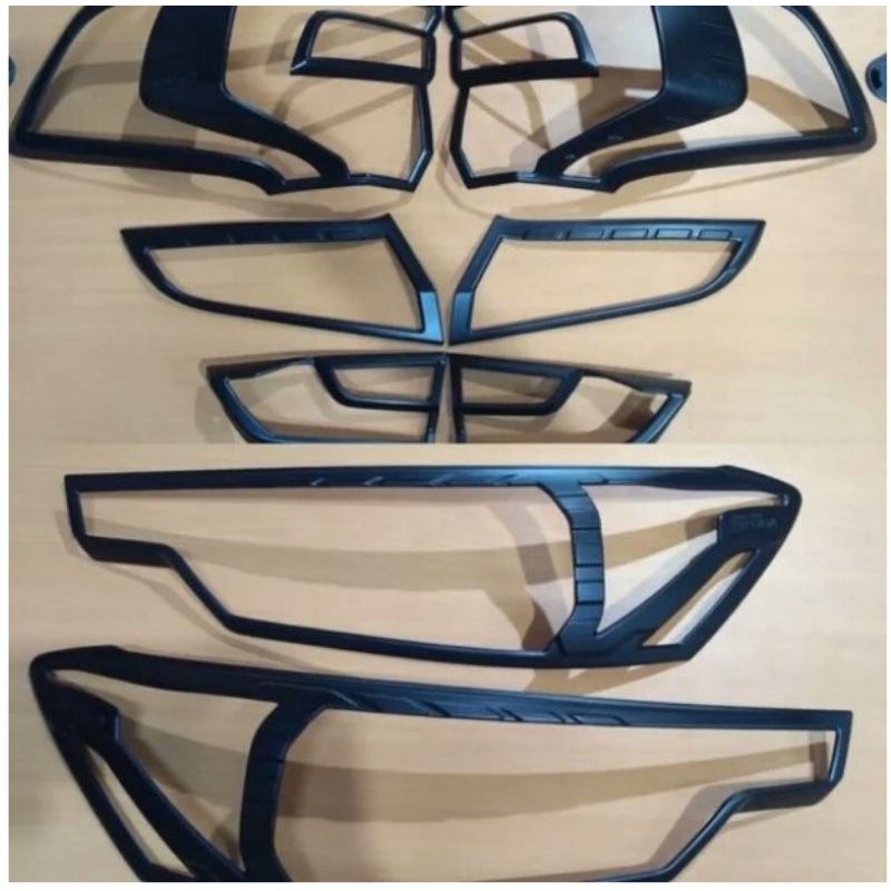 KWG Accesories - Garnish Lampu Mobil