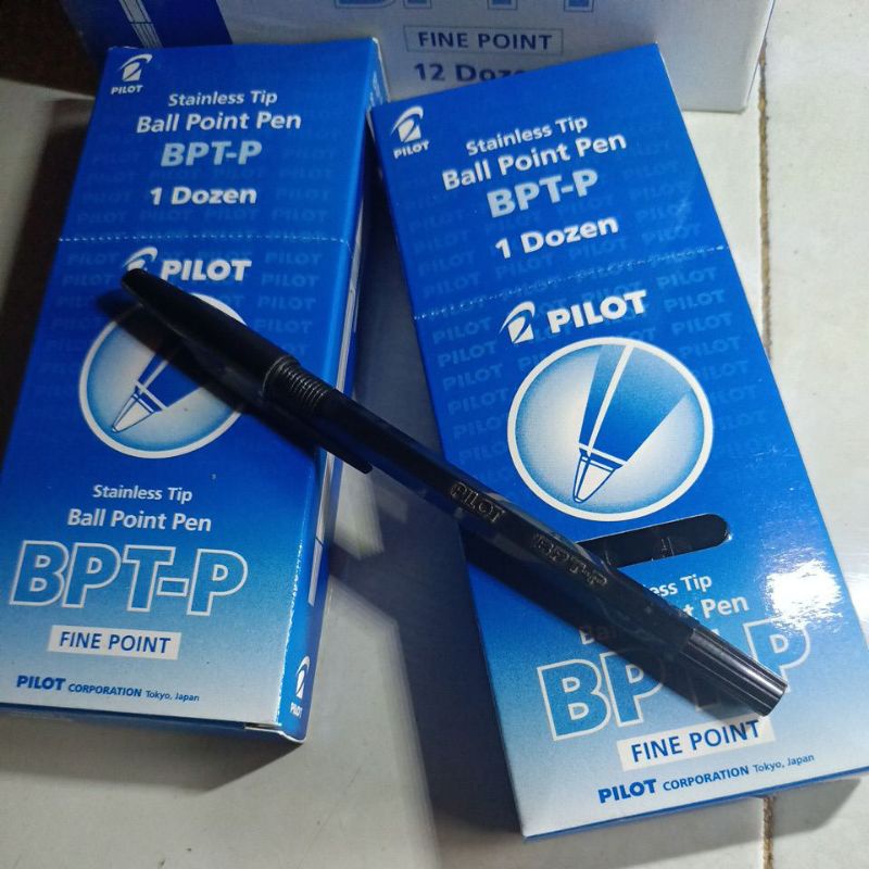 

PILOT hitam merah biru hijau