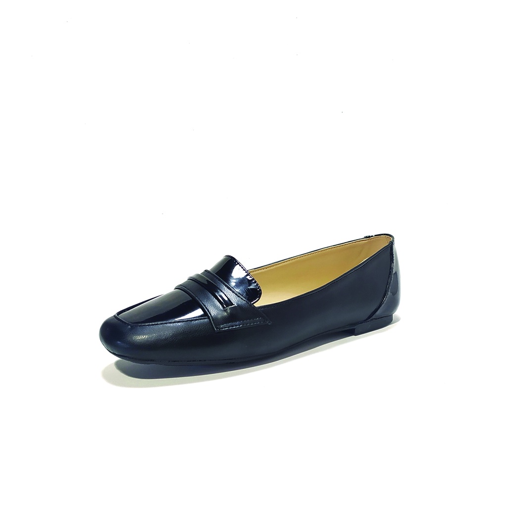 Workswell Sepatu Flat Loafer Wanita FW2 depan wide warna hitam