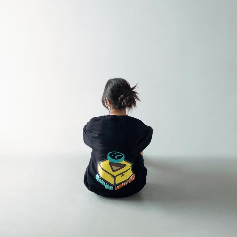 FAITH FADE DYSTOPIA - Misplaced Oversized Tee (Black)