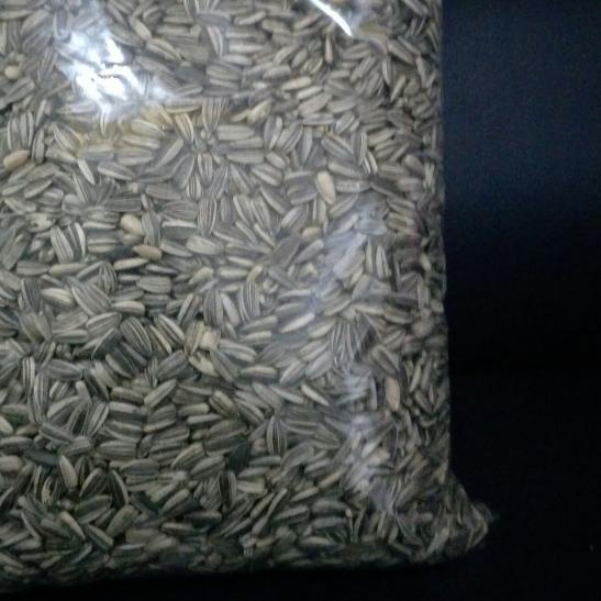 kuaci 1kg/kuaci pakan burung/kuaci burung/kuaci makanan burung - kecil
