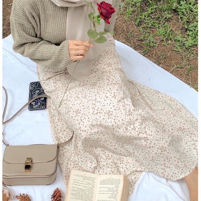 	 SAKURA PATTERN SKIRT FLORAL SKIRT / ROK MOTIF KOREAN SKIRT / SIERA SKIRT / ROK FLORA SKIRT / ROK BUNGA rok korean style	