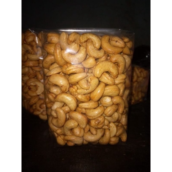 

Kacang Mete Goreng