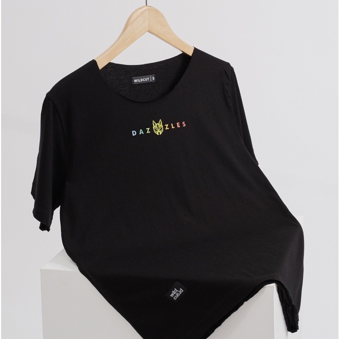 UNFINISHED T SHIRT WILDCUT X DAZZLES - HITAM