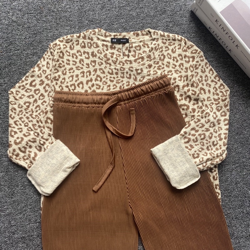 ONE SET Setelan Kaos dan Kulot-Set P