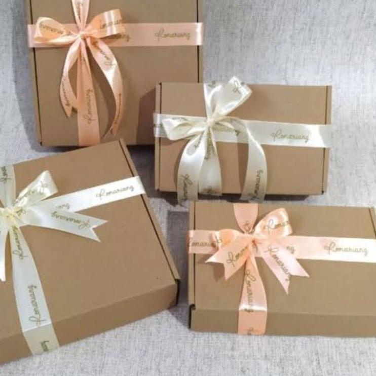 

Muraaaahh.. box hampers / dus hampers