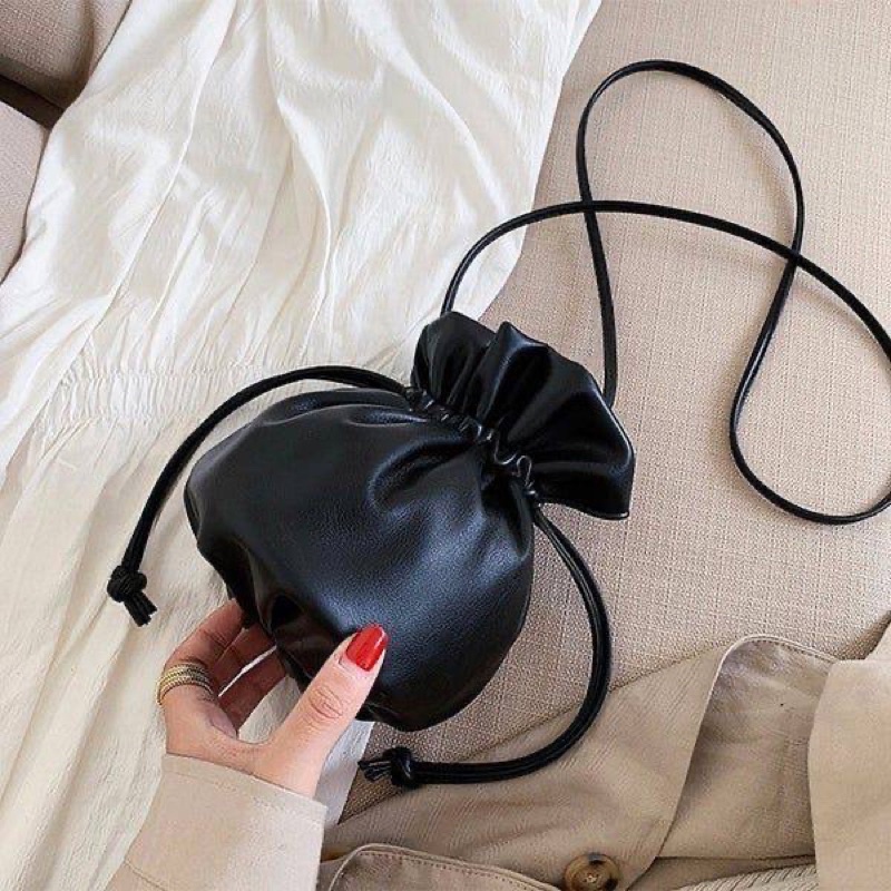 Asfour- Tas Selempang Bucket Serut Bahan Kulit Sintetis/Tas Serut Kulit Sintetis Tas Selempang Wanita Import Terbaru Dan Kekinian Fashion Korea