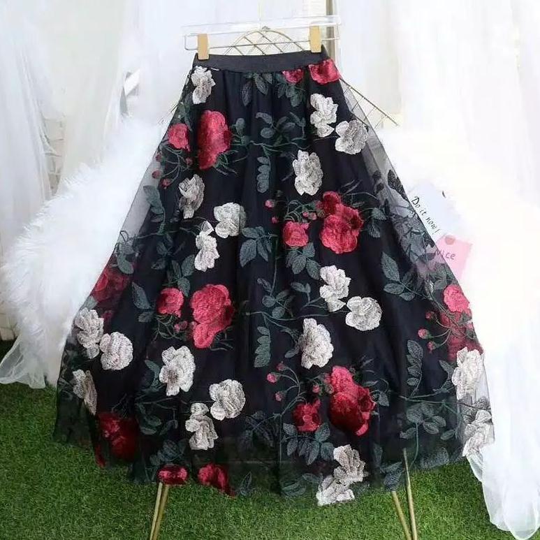 ROK TUTU MAXI TUTU BUNGA TIMBUL 3D/MAXI IMPORT BUNGA TIMBUL • TML.18Oc22n