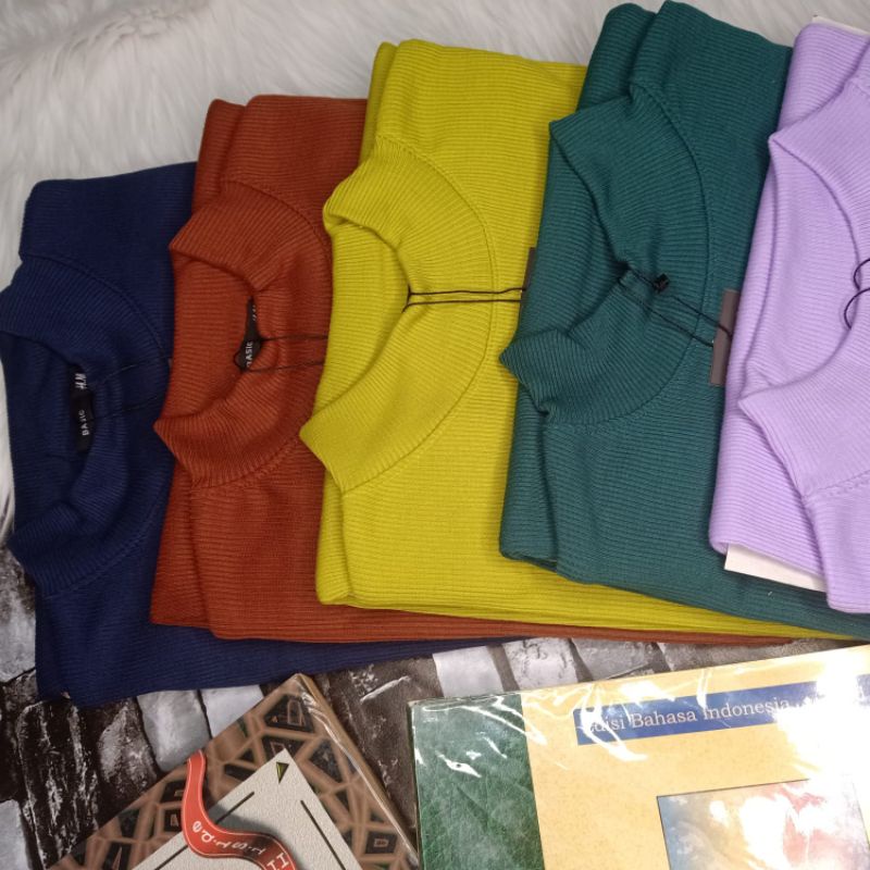 TURTLENECK lengan Pendek/Turtleneck Pendek Wanita