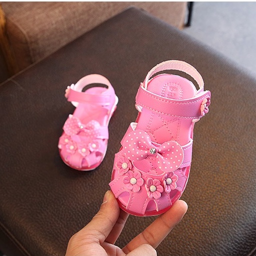 Amalia LED Sandal Anak Ukuran 21-25 Usia 1-3 Tahun