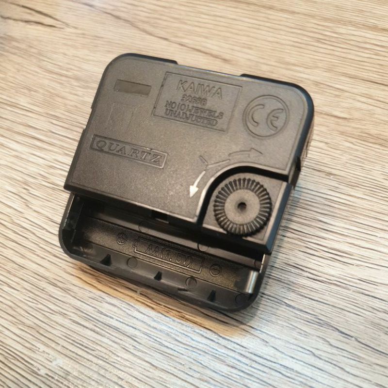 Mesin jam dinding  MESIN JAM DINDING KAIWA 3268 B mesin jam diding quartz sudah termasuk jarum
