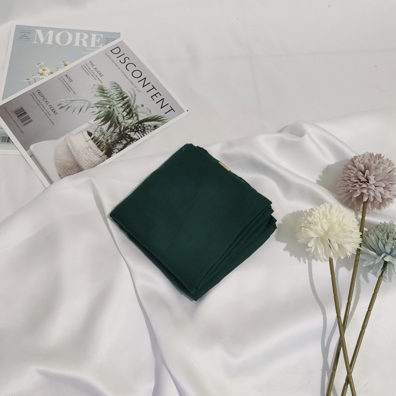 Paris Premium Voal // Paris Premium // Segi Empat Paris Polos-hijau botol