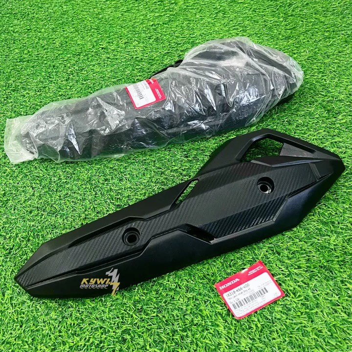 PELINDUNG KNALPOT TUTUP TAMENG COVER KNALPOT AIRBLADE CARBON ORIGINAL HONDA VIETNAM PNP VARIO 125 150 PCX LOKAL 150 COVER TUTUP TAMENG KNALPOT AIRBLADE VARIO 125 150 160 ABS CBS PCX CBU AIR BLADE VIETNAM grtrs