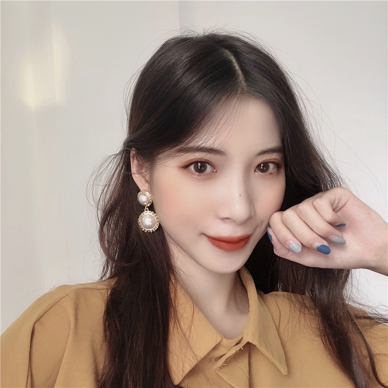 Anting Stud Bentuk Bulat Aksen Mutiara Gaya Vintage Korea Untuk Wanita