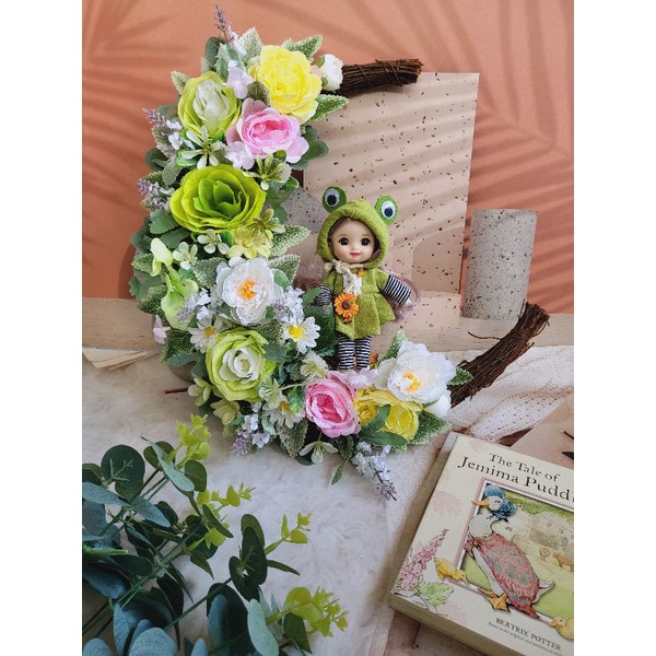 Wreath Bulan Sabit Hias Bunga Dan Boneka Hiasan Dinding Hiasan Pintu Dekorasi Rumah Home Decor