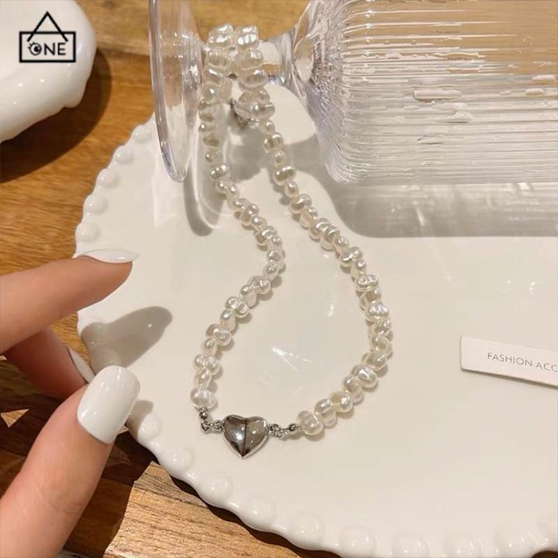 COD❤️Kalung Wanita Mutiara Cinta Serba Gesper Magnet Fashion Korea Desain Sense Aksesori Rantai Tulang Selangka-A.one