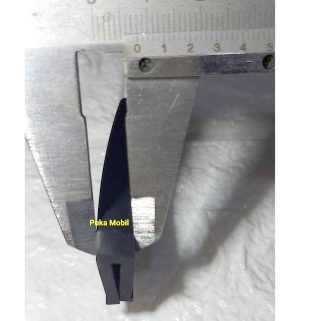 Karet Lis List Model U Jepit Holder Kaca Jendela Mobil "NRU.18Oc22ғ"