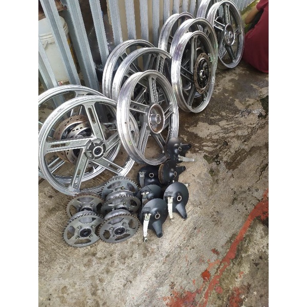 veleg velg pelek pelk roda depan belakang suzuki thunder 125 new custom rgr - rxz cakram kiri