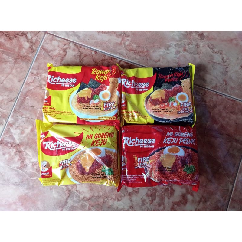 

MIE RICHEESE GORENG DAN RAMEN LEVEL 3 dan LEVEL 5