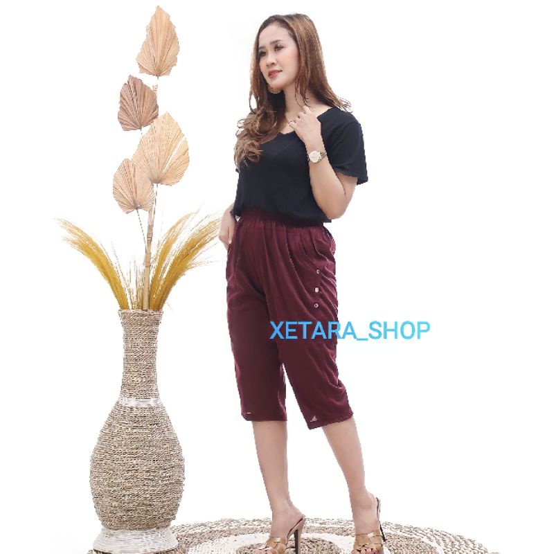 Celana Pendek 3/4 Wanita Jumbo Kekinian Bahan Kaos Katun PE Panjang Selutut buat Santai Harian di Ru