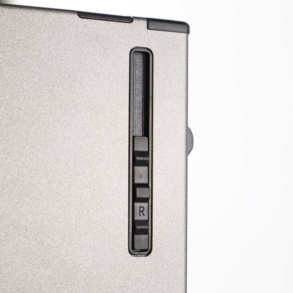 Kotak Rokok Case 20 Batang dengan Korek Gas LAFAGIET - 7CHXAAME